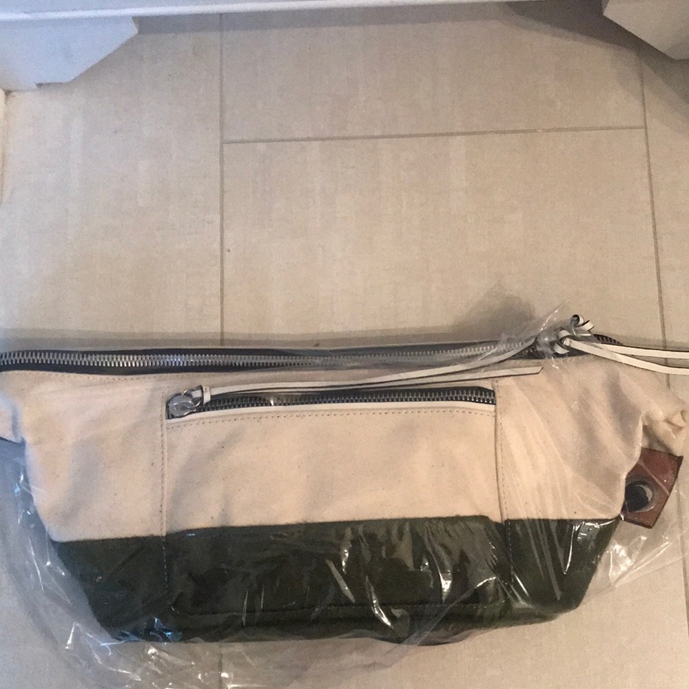 Brand new rag and bone Elliot fannypack